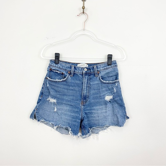 Abercrombie & Fitch High Rise Four Inch Mom Short - Picture 2 of 6